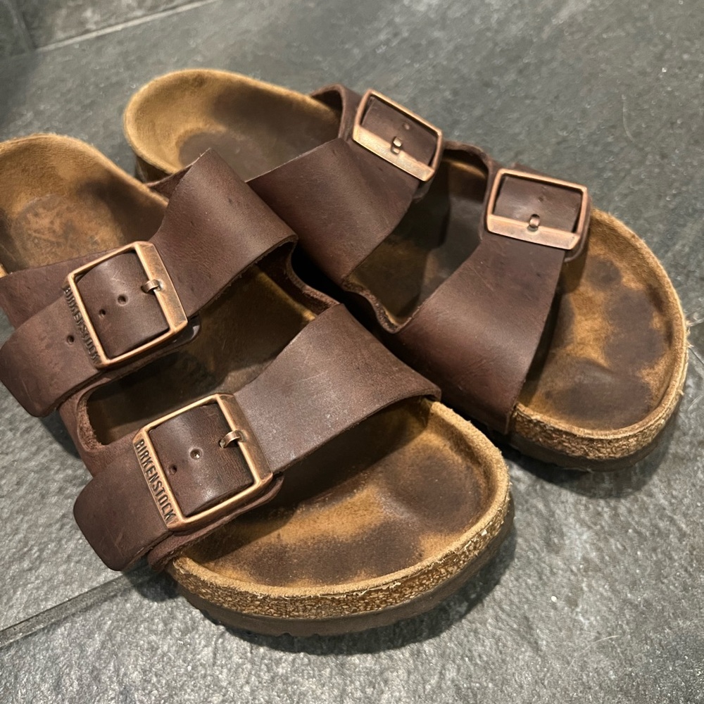 Birkenstock Arizona Oiled Leather Brown Sandals - Picture 5 of 13